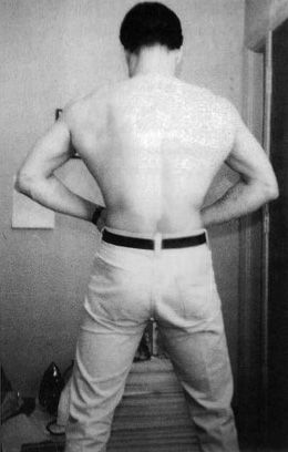 Bruce Lee weight training bodybuilder lats back 3