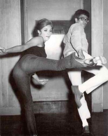 Bruce Lee training woman